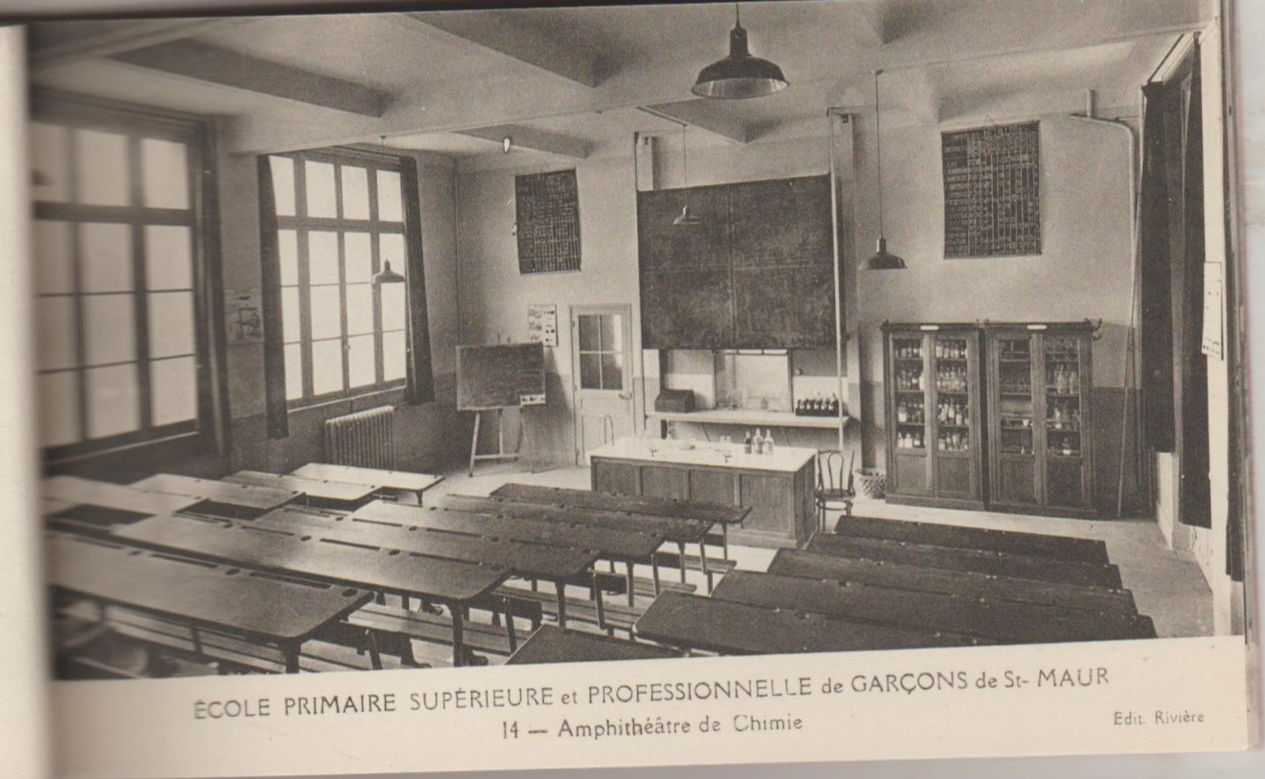 L'amphithéâtre de chimie dans le bâtiment Bollier (années 1930)